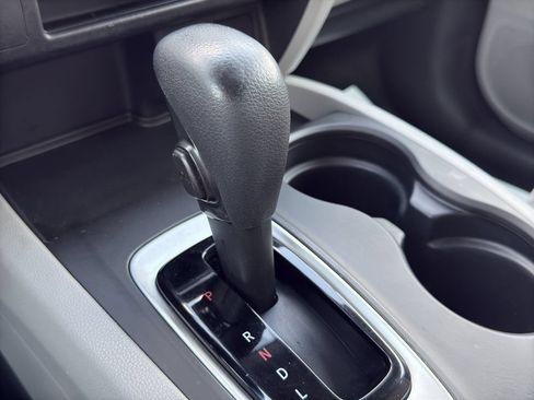 Used 2018 Honda Pilot LX image 15