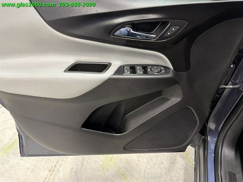 Used 2018 Chevrolet Equinox LS AWD/4WD image 25
