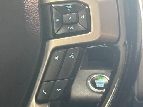 Used 2022 Ford F350 Platinum w/ Tremor Off-Road Package AWD/4WD image 19