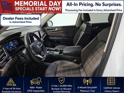 Used 2025 Volkswagen Atlas SEL AWD/4WD image 3