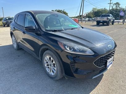 Used 2021 Ford Escape SE w/ Convenience Package