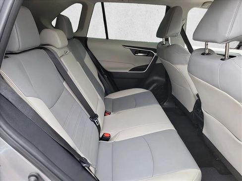 Used 2025 Toyota RAV4 XLE Premium FWD image 16