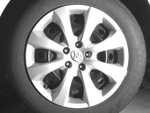 Used 2025 Toyota Corolla LE FWD image 17