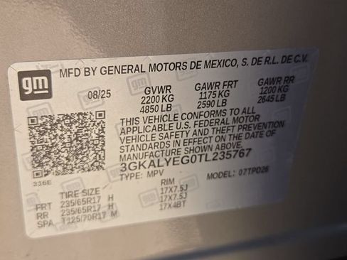 Certified 2026 GMC Terrain AT4 w/ Convenience Package III AWD/4WD image 34