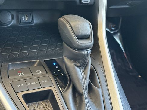 Certified 2025 Toyota RAV4 XLE FWD image 24