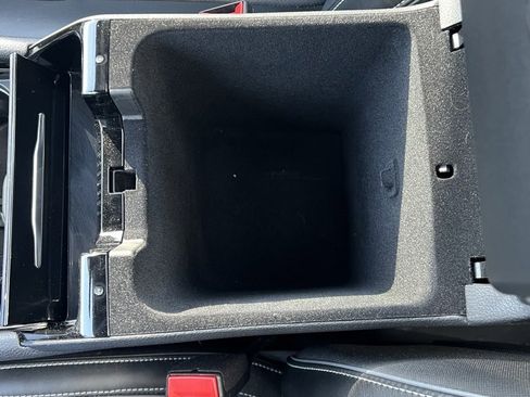 Used 2022 Jeep Grand Cherokee Overland w/ Luxury Tech Group IV image 18