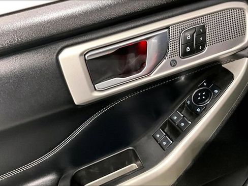 Used 2020 Ford Explorer Limited w/ Equipment Group 310A image 38