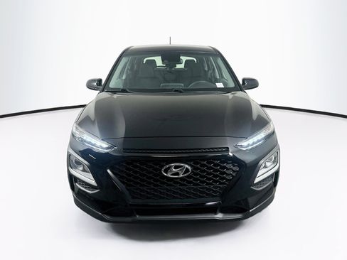Used 2021 Hyundai Kona SE FWD image 2