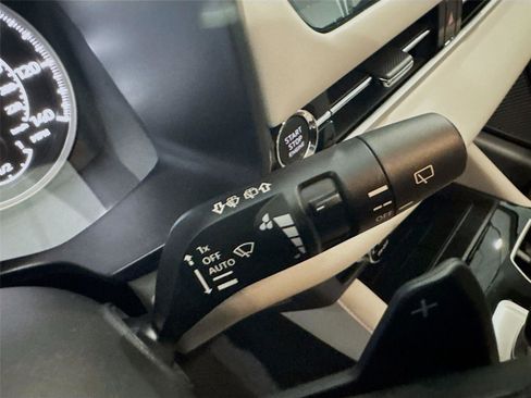 New 2026 Mitsubishi Outlander SE FWD image 6