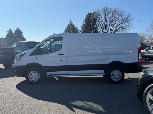 Used 2024 Ford Transit 250 Low Roof w/ Exterior Upgrade Package image 10