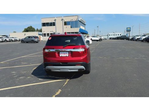 Certified 2023 GMC Acadia SLT image 7