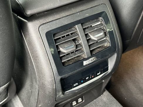 Used 2023 BMW X3 sDrive30i w/ M Sport Package RWD image 13