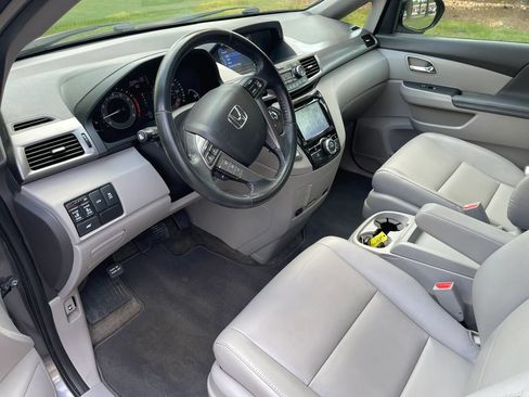 Used 2014 Honda Odyssey EX-L image 11