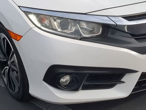 Used 2017 Honda Civic EX-L image 11