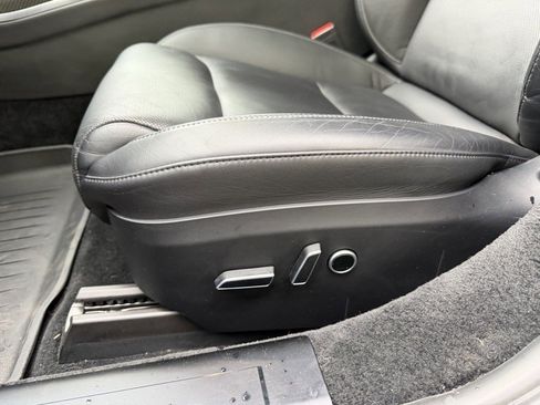 Used 2021 Tesla Model S Plaid image 17