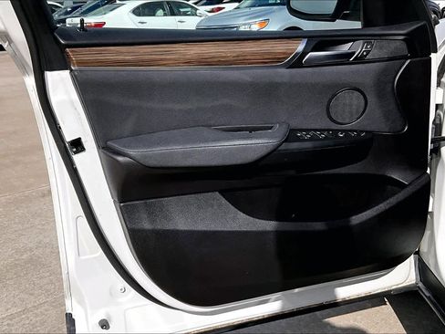 Used 2017 BMW X3 sDrive28i image 20