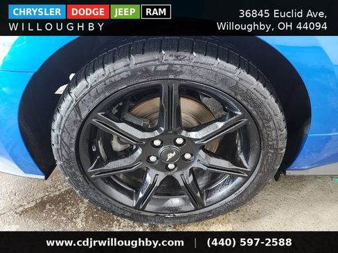Used 2019 Ford Mustang GT w/ Black Accent Package RWD image 35