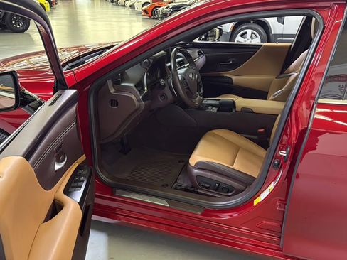 Used 2020 Lexus ES 350 w/ Premium Package image 12