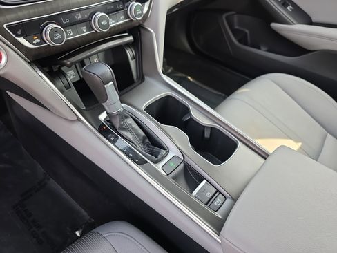 Used 2020 Honda Accord EX image 22
