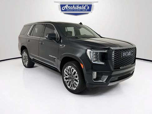 Used 2023 GMC Yukon Denali Ultimate w/ LPO, Floor Liner Package AWD/4WD image 1