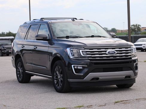 Used 2021 Ford Expedition Limited AWD/4WD image 4