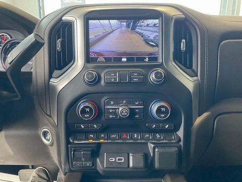 Certified 2020 Chevrolet Silverado 1500 RST image 22