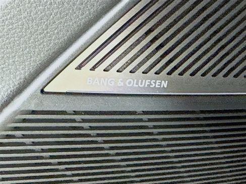 New 2025 Audi RS Q8 performance image 19