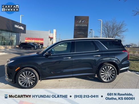 Used 2023 Hyundai Palisade Calligraphy image 16