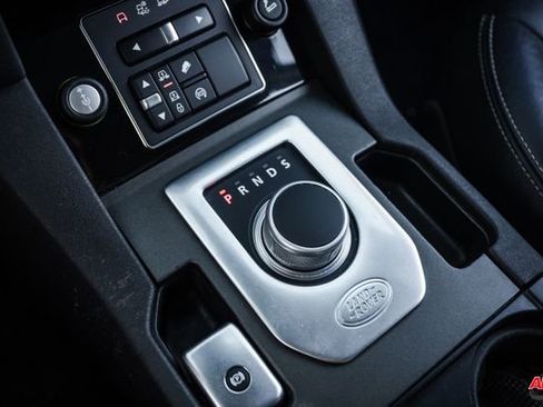 Used 2015 Land Rover LR4 HSE image 14