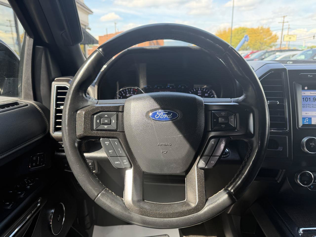 Used 2019 Ford Expedition Limited w/ Driver Assistance Package RWD image 15