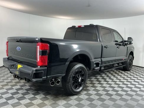Used 2023 Ford F350 XLT w/ XLT Premium Package AWD/4WD image 4
