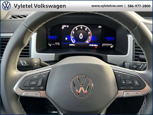 Used 2023 Volkswagen Atlas Cross Sport SE image 21