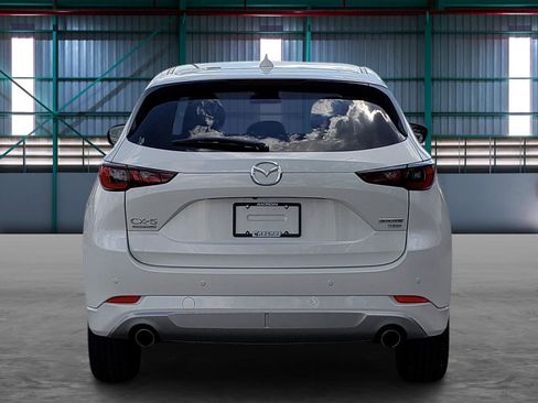 Used 2024 MAZDA CX-5 Signature AWD/4WD image 4