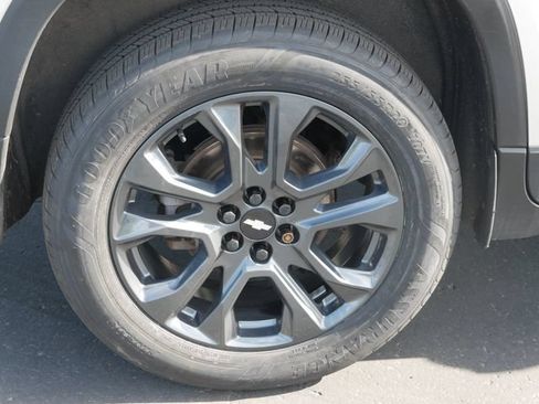 Used 2021 Chevrolet Traverse RS w/ LPO, Floor Liner Package AWD/4WD image 5