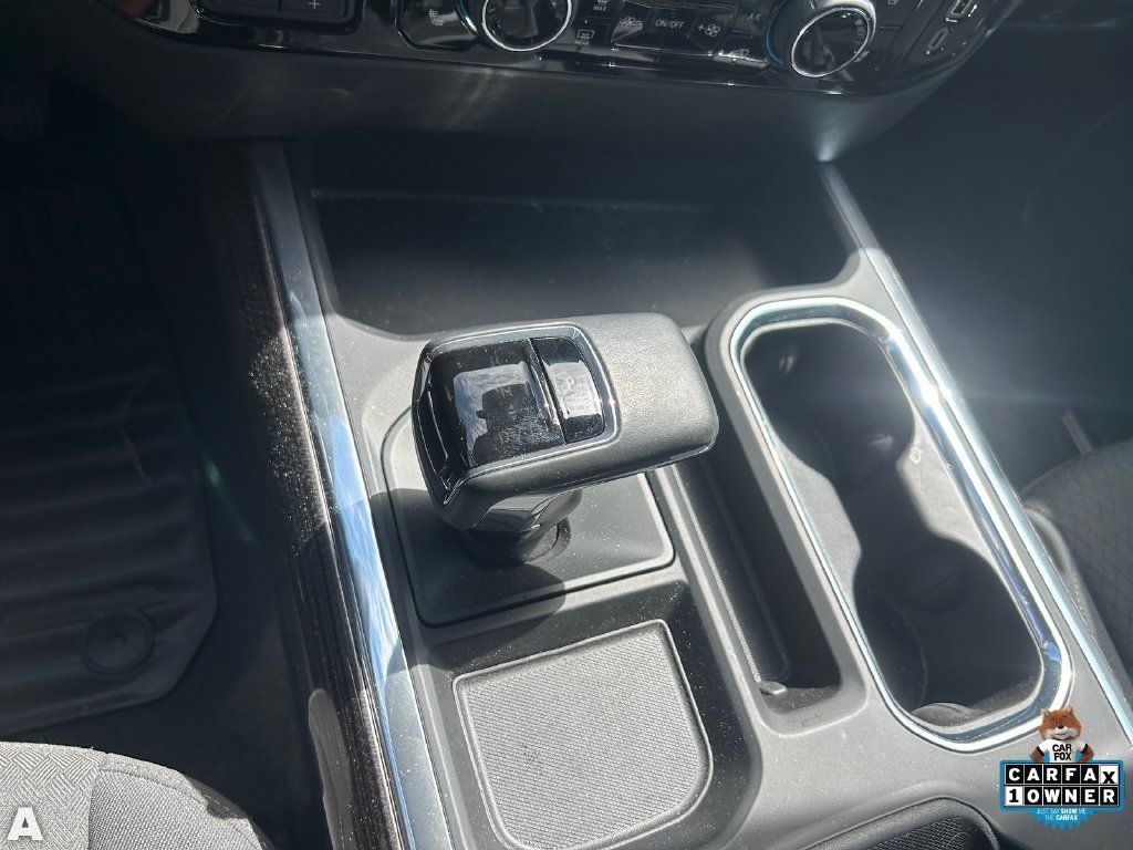 Used 2026 Chevrolet Silverado 1500 LT AWD/4WD image 7