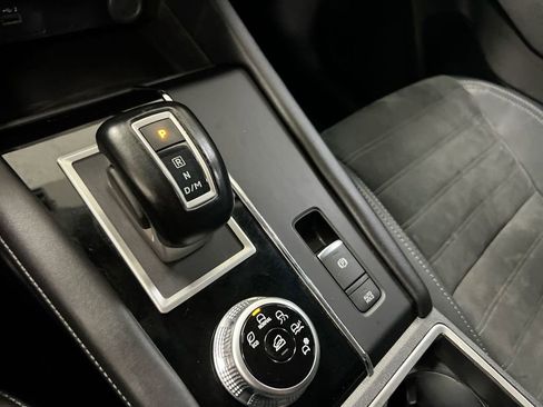 Used 2023 Mitsubishi Outlander SE image 17