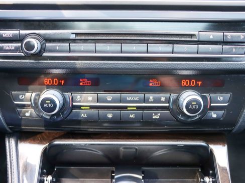 Used 2013 BMW 528i Sedan image 41