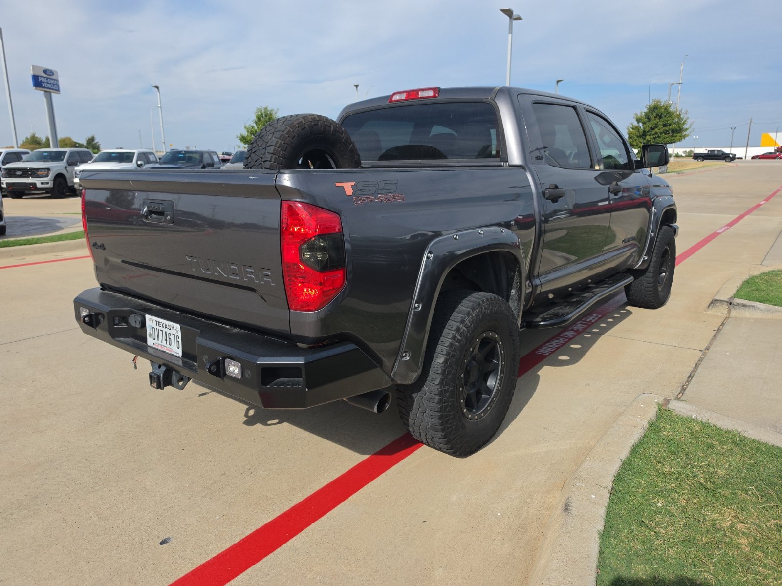 Used 2016 Toyota Tundra SR5 w/ SR5 Upgrade Package AWD/4WD image 20