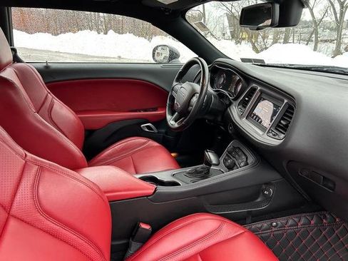 Used 2023 Dodge Challenger R/T w/ Blacktop Package image 30