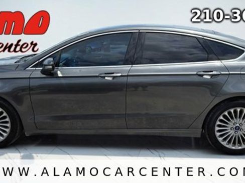 Used 2016 Ford Fusion Titanium FWD image 2