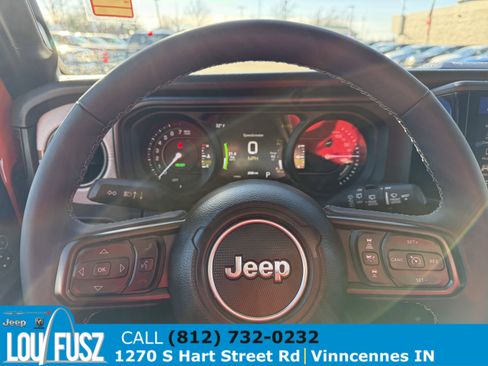 Used 2025 Jeep Wrangler Sport S w/ Convenience Group image 14