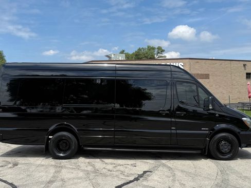 Used 2015 Mercedes-Benz Sprinter 3500 w/ Window Fleet Package image 6