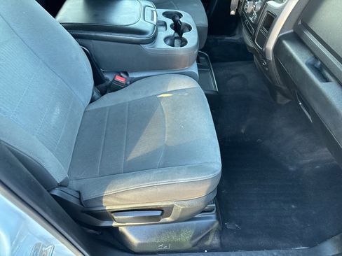 Used 2023 RAM 1500 Classic SLT w/ Electronics Group image 16