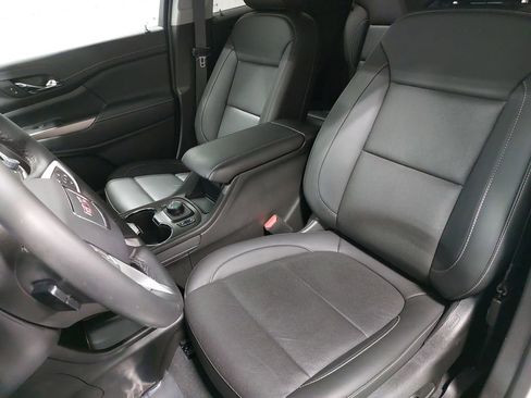 Used 2023 GMC Acadia SLT w/ Trailering Package image 17