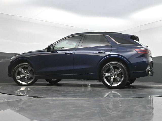 Used 2022 Genesis GV70 3.5T Sport w/ Sport Prestige Package AWD/4WD image 36