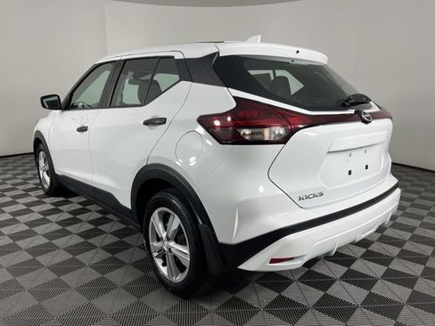 Used 2024 Nissan Kicks S image 7