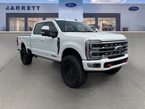 Used 2024 Ford F250 Platinum AWD/4WD image 1