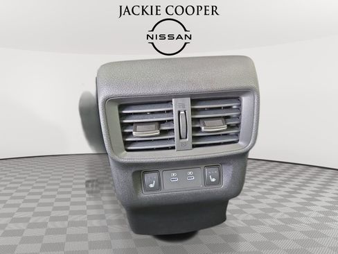 New 2026 Nissan Murano Platinum w/ Cargo Package AWD/4WD image 9