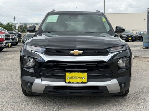 Used 2023 Chevrolet TrailBlazer LT image 3