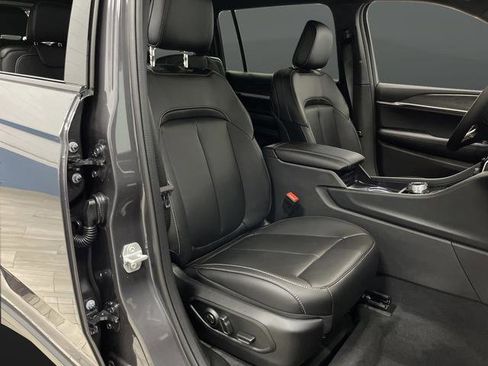 New 2025 Jeep Grand Cherokee L Limited w/ Trailer Tow Package image 30